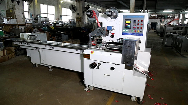 DXD 800Q Longer vers Automatic Cut and Flow Wrap Machine